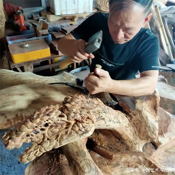 申屠斌荣木雕